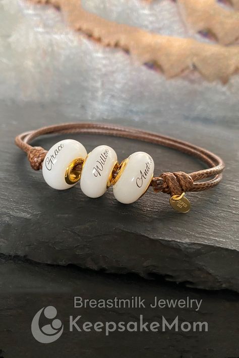 Breastmilk Keepsake Ideas, Breastmilk Bracelet, Breastmilk Keepsake, Breastmilk Jewellery, Breast Milk Jewelry, Babies Names, Milk Jewelry, Beauty Of Motherhood, Flowers Resin