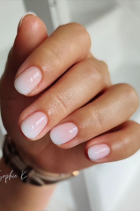 Short Baby Boomer Nails, Nail Art Unghie Corte, Boomer Manicure, Baby Boomer Nails, Baby Boomers Nails, Angel Nails, Short Gel Nails, Baby Boomer, Manicure Inspiration