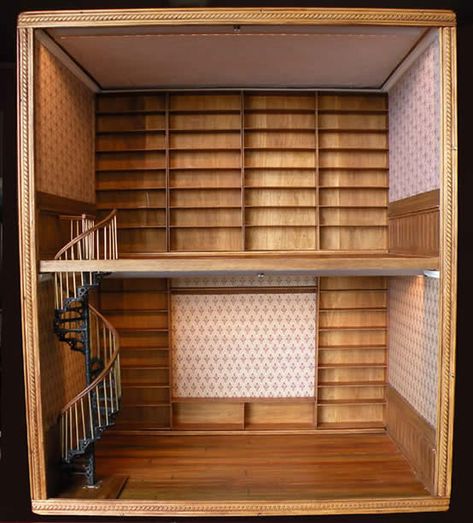 Maybe when they're a little older, and maybe a little more simple... Miniature Library Room, Doll House Library, Barbie Library, Library Dollhouse, Library Miniature, Doll House Display, Shelves Books, Dollhouse Library, Miniature Library