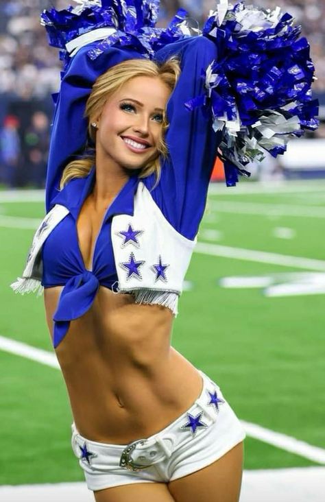 Kylie Dickson Dallas Cheerleaders, Dallas Cowboys Pictures, Cheerleading Pictures, Cute Cheerleaders, Football Cheerleaders, Cheerleader Girl, Cowboy Girl, Nfl Outfits, Cheerleading Outfits