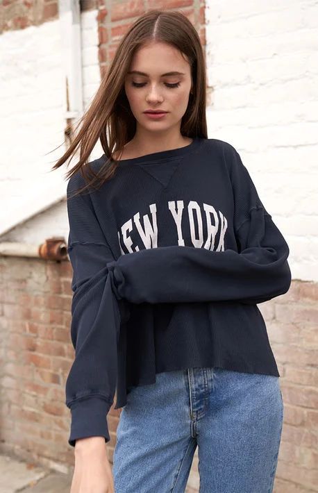 Blue New York, New York Sweatshirt, Western Outfits Men, Cozy Pullover, Thermal Shirt, Sweat Hoodie, John Galt, Comfy Sweatshirt, Brandy Melville Tops