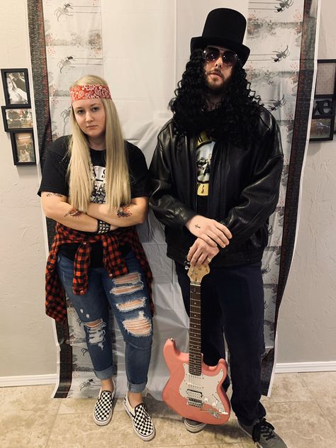 Went as Axl Rose and Slash and had endless amounts of compliments on the easy DIY costume. Axel Rose Costume, Axl Rose And Slash, Slash Costume, Easy Diy Costume, Axl Rose Slash, Rose Costume, Axel Rose, Easy Diy Costumes, Couple Costume