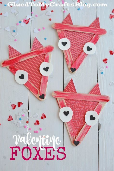 Popsicle Stick Valentine Foxes - Kid Craft February Crafts, Fox Crafts, Valentinstag Party, Valentine's Day Crafts For Kids, Preschool Valentines, Valentine Crafts For Kids, Toddler Valentines, Kid Craft, Popsicle Stick Crafts