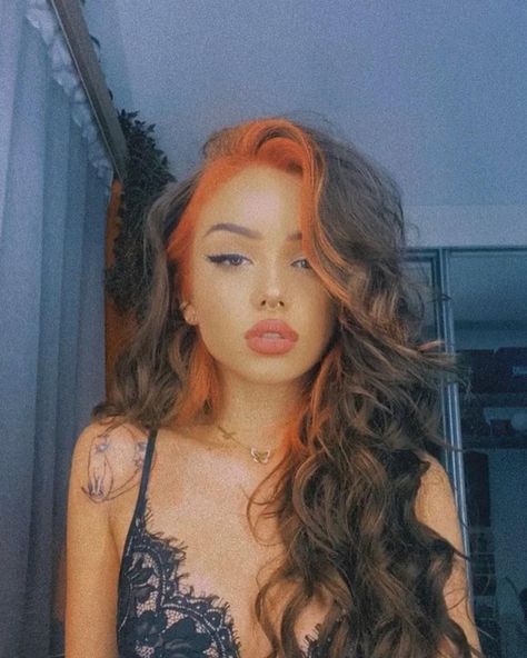 BitchPeach on Instagram: “Be the fire to your darkness @krunatattoo” Dark Hair Orange Money Piece, Ginger Money Piece, Orange Money Piece Hair, Orange Money Piece, Money Piece Curly Hair, Money Piece Hair Color, Highlight Hairstyle, Pink Hair Streaks, Peekaboo Hair Colors