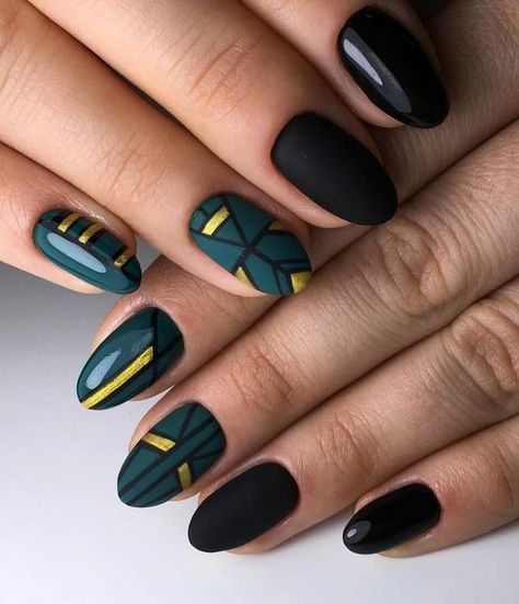 Yellow Nail, Special Nails, Fall Nail Art Designs, New Nail Designs, Geometric Nail, Latest Nail Art, Winter Nail Art, Winter Nail Designs, Fall Nail Art