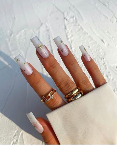 Moon Nails, Heart Nail, Heart Nail Art, Glam Nails, Minimalist Nails, Fabulous Nails, Fire Nails, Pretty Acrylic Nails, Chic Nails