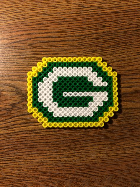 Green Bay Packers Green Bay Perler Beads, Nfl Perler Beads, Nfl Perler Beads Pattern, Perler Football, Green Bay Logo, Diana Martinez, String Art Patterns Templates, Green Bay Packers Crafts, Perler Bead Mario