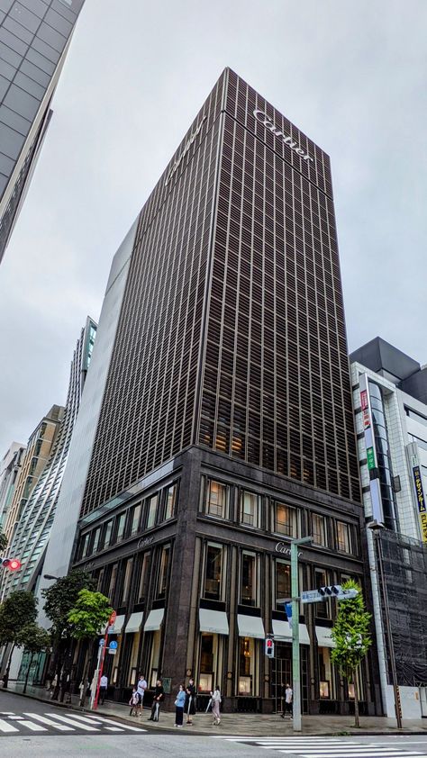 Tall Buildings Aesthetic, Condo Facade, Top Of Building, Penthouse Building, Classic Car Photoshoot, Building Aesthetic, High Building, Colonial Exterior, Big Building