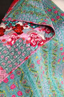 Amy Butler Quilt, Patchwork Quilting Designs, Amy Butler Fabric, Quilt Stories, Charm Pack Quilts, Boho Quilt, Sewing Circles, Pretty Quilt, Amy Butler