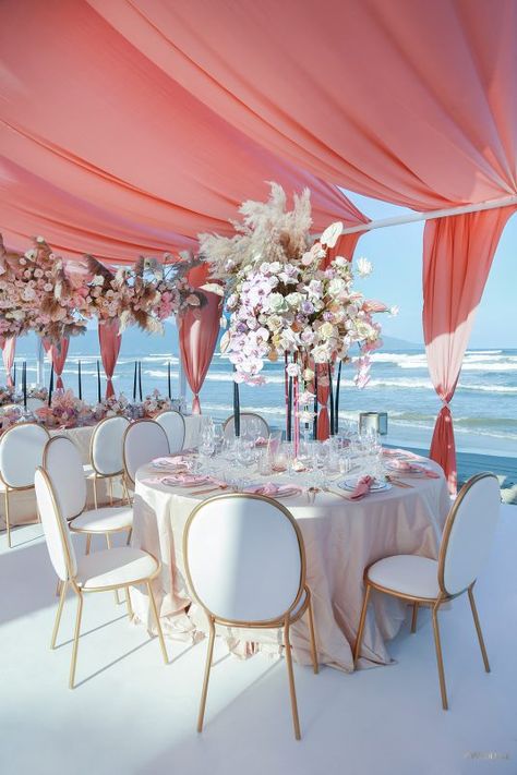 Venue Decorations, Wedding Venue Decorations, Table Set Up, Ceremony Arch, Desi Wedding, Wedding Goals, Wedding Deco, Wedding Night, Decorations Ideas