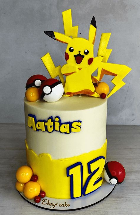 Zayn Birthday, Pikachu Birthday Cake, Pikachu Birthday, Kid Cakes, Pikachu Cake, Unique Cakes Designs, Cake Designs Images, Animal Cakes, Birthday Cake Ideas