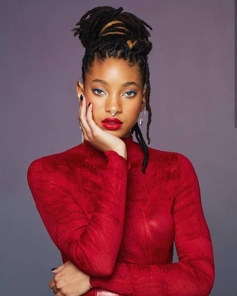 "Unreal Goddess" @willowsmith #willowsmith #blackbeauty #locs #locks Willow Smith Locs, Headshot Ideas, Ladies Room, Willow Smith, Dreadlock Hairstyles, Afro Hair, Black Features, Bill Gates, Locs Hairstyles