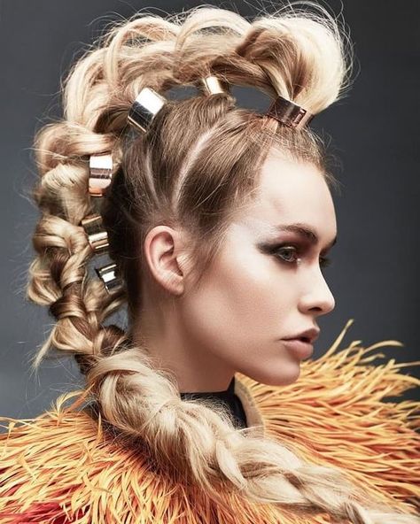 Futuristic Hairstyles, Mohawk Ponytail, Futuristic Hair, Catwalk Hair, High Fashion Hair, Runway Hair, Editorial Hair, Mohawk Hairstyles, Hair Shows