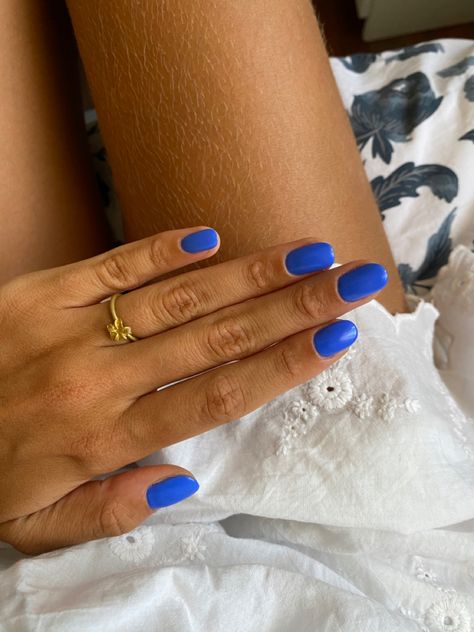 Nails Shellac Ideas Summer, Squoval Summer Nails, Summer Nail Colours Short Nails, Nails Simple Solid Color, Summer Colour Nails, Summer Nails Plain Colors, Summer To Fall Nails, Sorority Nails, Summer Nail Colours