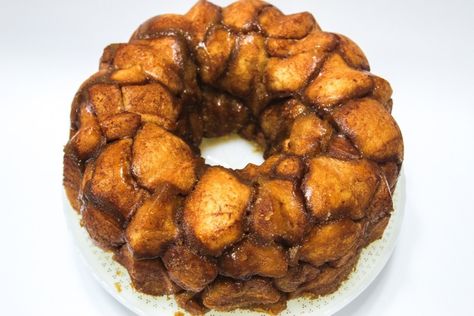 The Best Sourdough Discard Monkey Bread: Fast and Easy - Sourdough Monkey Bread, Cinnamon Monkey Bread, Cinnamon Pull Apart Bread, Marble Pastry Board, Sourdough Starter Recipe, Pastry Board, Dough Ingredients, Sourdough Discard, Sourdough Baking