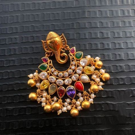 Festival Gold pendant Jada Billalu, Pendent Designs, Golden Pendant, Pendant Designs, Antique Gold Earrings, Gold Pendent, Gold Pearl Jewelry, Pendant Sets, Antique Jewellery Designs