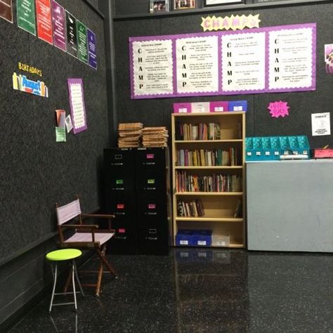 Running Down a Dream: How I Set Up My Middle School Theatre Classroom Drama Classroom Aesthetic, High School Drama Classroom Decor, Theater Teacher Classroom, Drama Teacher Classroom, Drama Room Ideas School, Performing Arts Classroom, Elementary Theatre Classroom, Drama Classroom Ideas, High School Drama Classroom