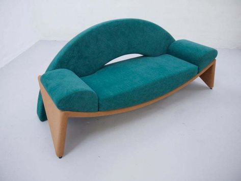 Vintage Italiaanse bank, Memphis Design, Alcantara, Postmodern Design, 1980s Vinterior Space Age Sofa, 70s Retro Sofa, Angle Sofa 70s, 80s Couch Sofas, 1980s Postmodern Furniture, Couches For Sale, Wooden Lampshade, Antique Sideboard, Memphis Design