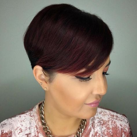 Wavy Layered Hair, Pixie Cut Hairstyles, Beth Djalali, A Line Haircut, Hairstyle For Chubby Face, Square Face Hairstyles, Hair To One Side, Hair Adviser, Cut Hairstyles