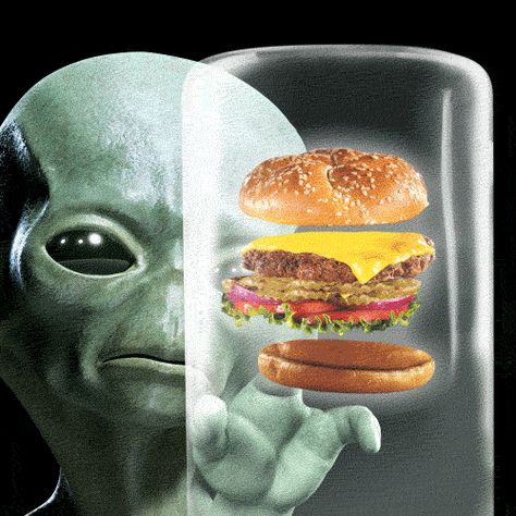 👽👽👽 Food Art Photography, Burger Restaurant, Creative Poster Design, Creative Posters, X Files, Creative Ads, The Martian, Halloween Funny, Cheeseburger