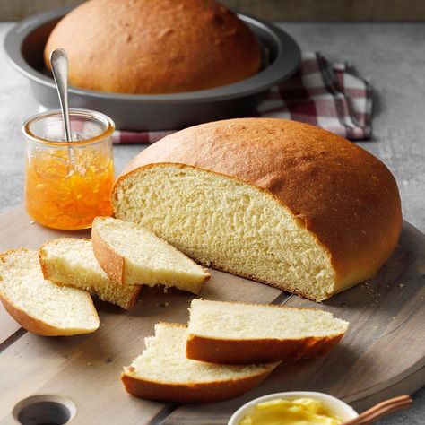 Sweet Bread Recipe, Hawaiian Sweet Breads, Hawaiian Bread, Hawaiian Dishes, Yeast Breads, Yeast Rolls, Best Bread Recipe, Slider Recipes, Sweet Rolls