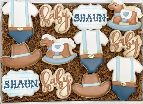 1 dozen cookies. Each cookie will come individually heat sealed for freshness. colors can be customized. Cookie sets on our website are sold as pictured. We can customize the names/ages/colors. If you would like something more custom please contact us for a custom order. 1st Rodeo Cookies Boy, Cowboy Baby Shower Cookies, Western Baby Shower Cookies, Rodeo Baby Shower, Baby Shower Sugar Cookies, Baby Boy Cowboy, Rodeo Baby, Character Cupcakes, Cookie Sets