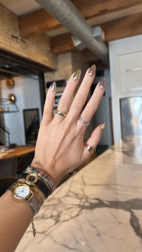 Gold silver bronze nails Black Nails With Gold Chrome, Mixed Metals Nails, Mixed Metals Outfit, Gold And Silver Chrome Nails, Mixed Metal Nails, Metal Chrome Nails, Silver Gold Nails, Silver And Gold Nails, Gold And Silver Nails