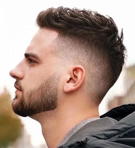 Taper Fade With Beard, Crew Cut Hair, Hair Plait, Crew Cut Haircut, Short Quiff, Plait Styles, Updo Easy, Hairstyles Anime, Short Fade Haircut