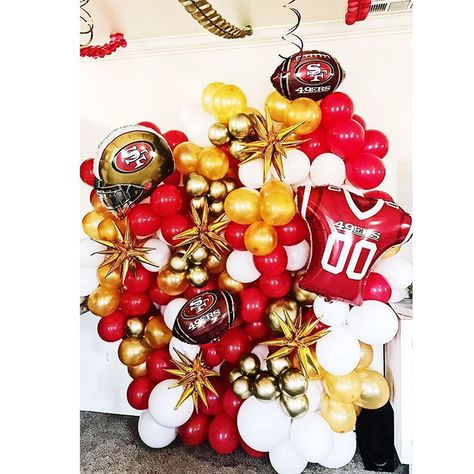 Super bowl balloon wall🎈🎈 . . . . .… Football Balloon Backdrop, Super Bowl Backdrop, Super Bowl Balloon Decor, Super Bowl Balloon Garland, Football Balloon Decorations, Princess Jazmin, Balloon Inspiration, Football Balloons, Football Theme Party