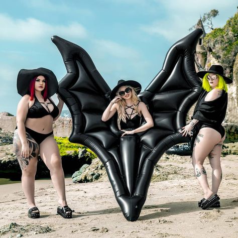 KILLSTAR’s Instagram photo: “Wearing All Black To The Beach 😎 Tag Yer Ghoul Gang! 🖤⁠ •⁠ [Beach Goths @she.be.stephanie wears size 3XL,  @babygunk wears size S &…” Summer Goth Outfits, Beach Floats, Dark Princess, Prince Of Darkness, Summer Goth, Goth Home, Wearing All Black, Goth Women, Pool Floats