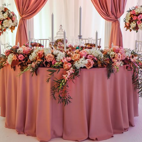 Trending Cinnamon Rose Color for Fall/Winter Events Cinnamon Rose Wedding Theme, Cinnamon Rose Wedding Decor, Cinnamon Rose Wedding Color Scheme, Cinnamon Rose Wedding, Desert Rose Color, Rose Napkins, Rosewood Wedding, Rose Gold Wedding Decor, Canyon Wedding