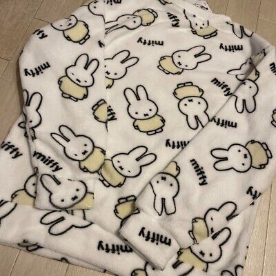 unisex M  Miffy Shimamura Room wear pajamas  top and bottom set Fluffy Fluffy  | eBay Miffy Pajamas, Miffy Clothes, Fluffy Pjs, Fluffy Pyjamas, Asian Birthday, Fluffy Pajamas, Pajama Pants Outfit, Cute Pyjamas, Cute Korean Outfits