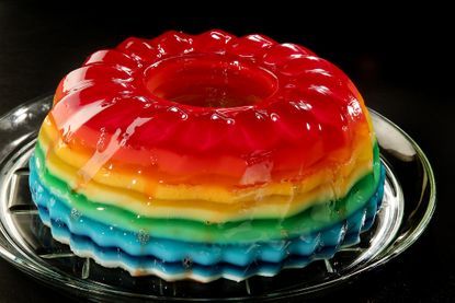 Why you should be bringing Jell-O to your next party (alcohol and holograms optional) - Los Angeles Times Ribbon Jello, Bompas And Parr, Jello Mold Recipes, Gelatin Dessert, Jello Desserts, Jello Mold, Rainbow Ribbon, Jello Molds, Root Beer Float