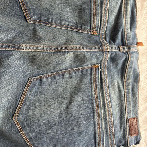 Flared Vintage Tommy Hilfiger Jeans 
W34 L32