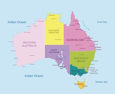 Australia Maps & Facts - World Atlas Bendera Australia, Peta Australia, Facts About Australia, Australia School, Map Australia, Tasmania Hobart, Australia Capital, Map Of Australia, Tropic Of Capricorn