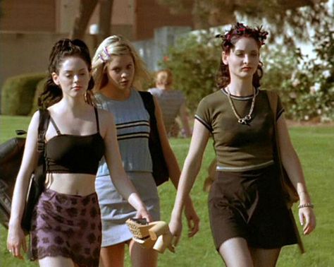 757f843a169cc678064d9530d12a1881desc48428586ri Movie Fashion Outfits, Mean Girls Aesthetic, Movie Outfits, Outfit Grunge, 80 Fashion, 90s Fashion Outfits, Movies Outfit, 90s Outfit, Movie Fashion