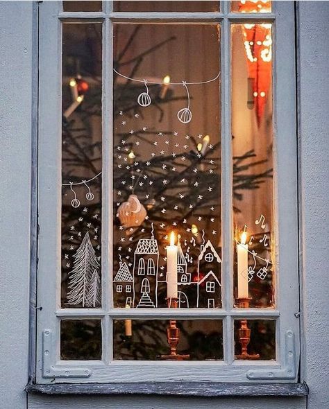 Christmas Window Display, Cozy Christmas Decor, Christmas Window Decorations, House Window, Christmas Interiors, Christmas Window, Window Art, Magical Christmas, Christmas Aesthetic