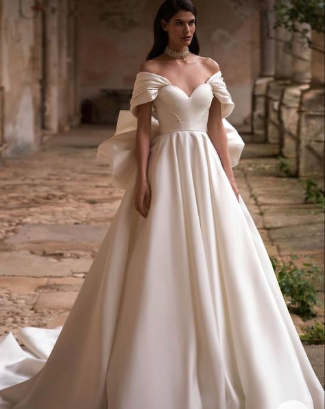 Love the off the shoulder and Bow Eva Lendel, Silk Wedding Gown, Princess Bridal Gown, White Bridal Dresses, Bow Wedding Dress, Royal Wedding Dress, Dresses Simple, Dream Wedding Ideas Dresses, Elegant Lady