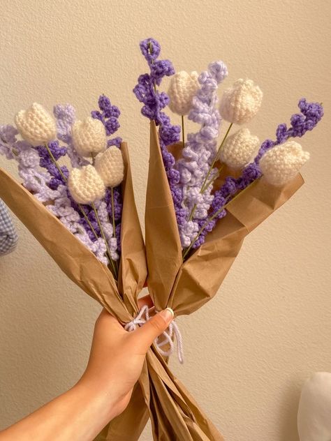 Crochet Flower Bouquet Lavender, Cute Crochet Flower Bouquet, Simple Crochet Flower Bouquet, Crochet Bouquet Flowers, Crochet Bouquets, Crochet Flowers Bouquet, ميدالية مفاتيح, Crochet Flower Bouquet, Crochet Bouquet