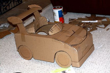 mario kart cardboard box | Work in progress... he's going to… | Flickr Transportation Parade, Prek Projects, Valentine's Boxes, Cardboard Box Car, Cardboard Car, Festa Hot Wheels, Car Wheels Diy, Car Diy, Valentine Day Boxes