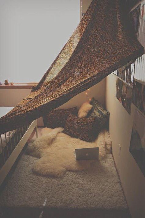 Tumblr Rooms, Room Goals, Cozy Nook, Dream Rooms, Cozy Corner, My New Room, Cozy Bedroom, Over It, Dream Room