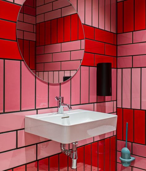 Crazy Bathroom, Public Garden Design, Communal Workspace, Tiling Ideas, Concept Restaurant, Statement Tiles, Coloured Grout, Crazy Paving, Glazed Ceramic Tile