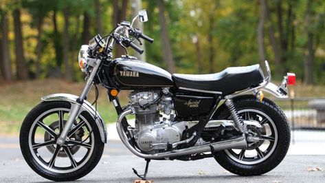 Yamaha 650, Yamaha Rx100, Yamaha Xs650, Enfield Motorcycle, Biking Diy, Bike Pictures, Yamaha Bikes, Japanese Motorcycle, Yamaha Motorcycles