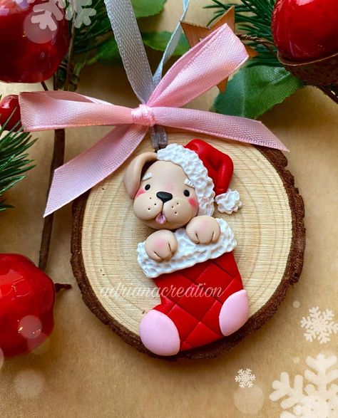 Clay Christmas Decorations, Xmas Pictures, Homemade Clay, Gingerbread Crafts, Polymer Clay Kawaii, Porcelain Christmas Ornaments, Polymer Clay Ornaments, Clay Diy Projects, Christmas Clay