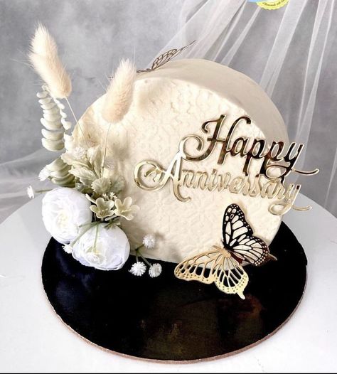 Anniversary Cake Half Kg, Half Kg Cake Design, 26 Birthday Cake, Arch Cake, Birthday Cake For Women Simple, Marriage Anniversary Cake, Half Cake, Cake Bento, Anniversary Cake Designs