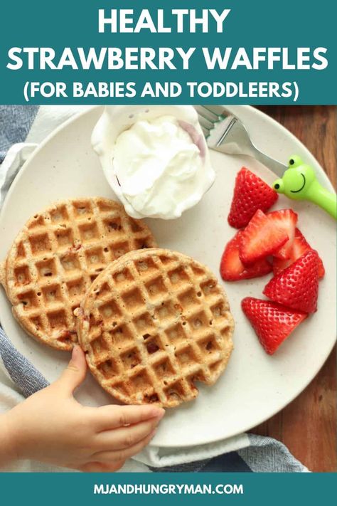 Kids Waffles Ideas, Toddler Waffle Recipe, Waffles For Toddlers, Toddler Waffles, 3 Ingredient Banana Cookies, Blw Meals, Toddler Breakfast Recipes, No Bake Oatmeal, Oatmeal Balls