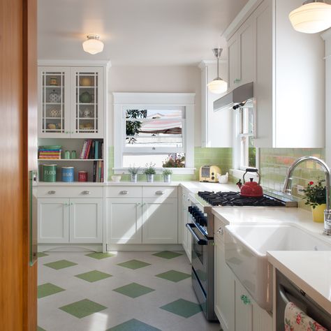 Great floors. This flooring is a Vinyl Composite Tile (Commercial grade) from Armstrong – Excelon very cost effective. Vct Tile, Vintage Style Kitchen, Tiles Ideas, 1920s House, Patterned Floor Tiles, Remodeling Kitchen, Linoleum Flooring, Small Farmhouse, White Floors