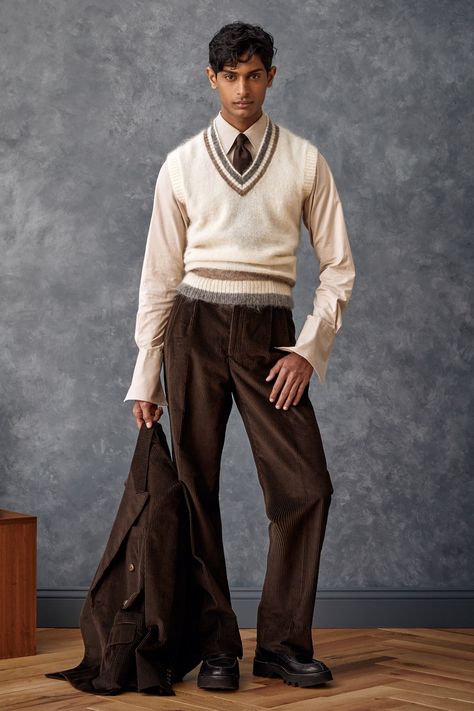 Formal Fits, Fall 2023 Menswear, Brown Outfits, Corduroy Pants Men, Pants Outfit Men, Dressing Sense, Todd Snyder, Clothing Photography, Ivy League