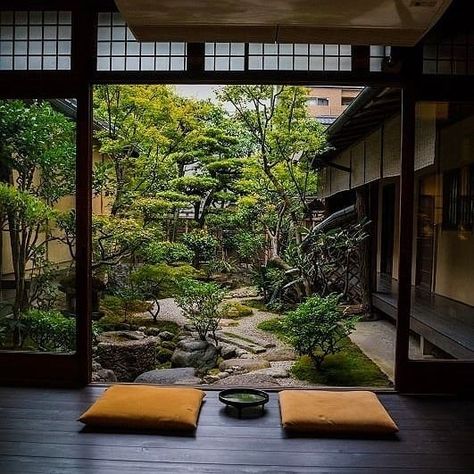 Japanese House Design, Japanese Home Design, Traditional Japanese Architecture, Japanese Tea House, Japanese Style House, Traditional Japanese House, Japan Home, Japan Garden, Japanese Interior Design