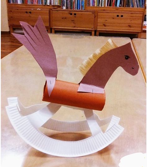 Horse Crafts, Cup Crafts, Toilet Paper Roll Crafts, Paper Roll Crafts, Paper Plate Crafts, Plate Crafts, Art N Craft, Camping Crafts, Childrens Crafts